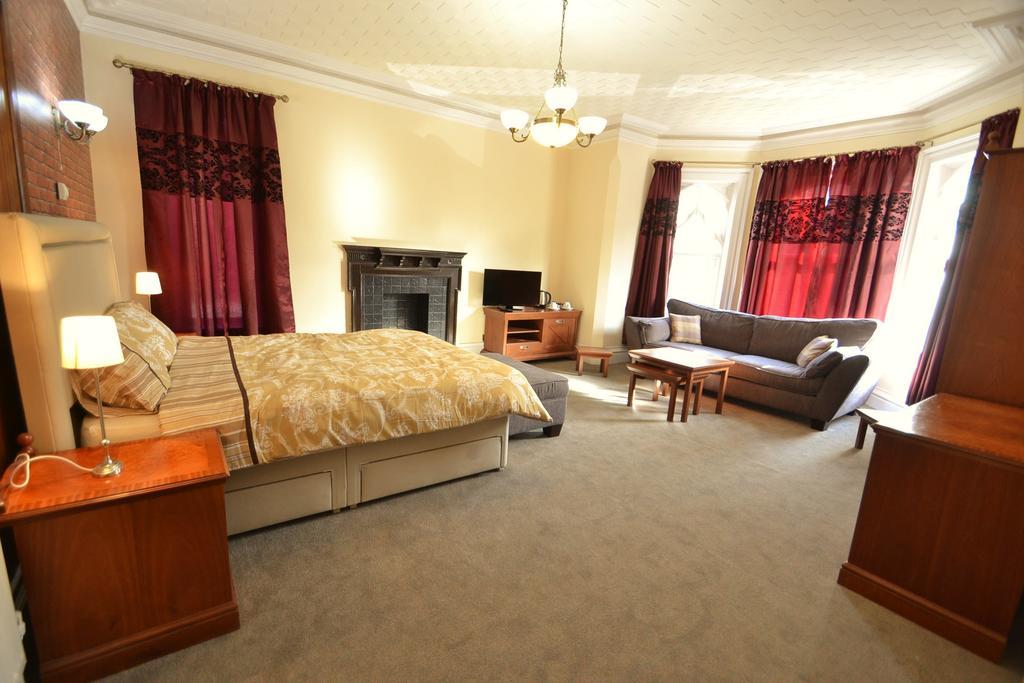 The Milverton Hotel Манчестер Экстерьер фото